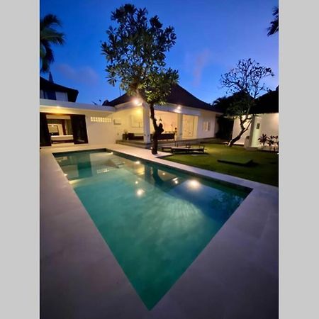 Villa Lola Seminyak Exterior foto